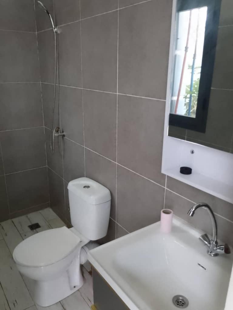 Grace House Jacuzzi Bed & Breakfast Saly Portudal Eksteriør bilde